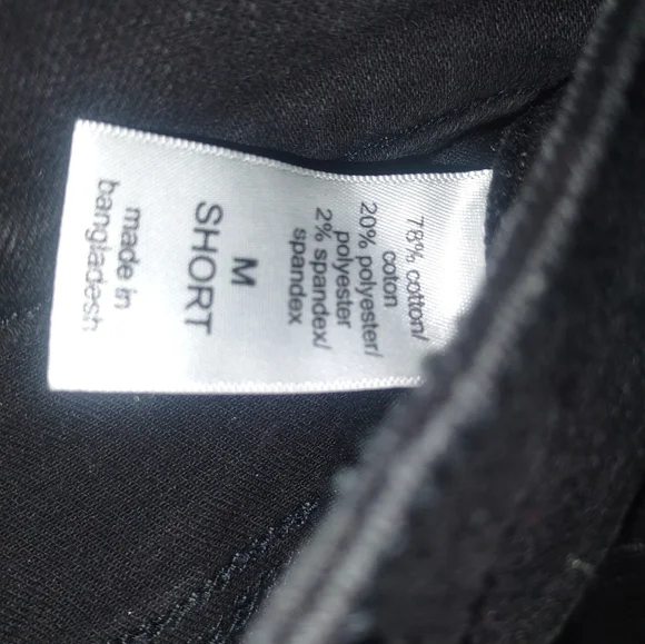 Woman's Maurices Medium short black everflex high rise skinny stretch denim jean - Picture 2 of 4